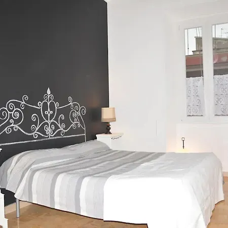 Cosy Apartment - 5 Minutes Walk From Colosseum-2
