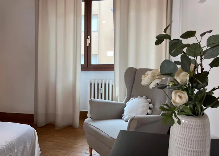 Fall In Love With Roma Vaticano - 5 Minutes From The Vatican - Balcony With A View